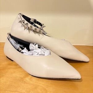 Women's Cream Pointed Flats with Studded Ankle Strap Sz6